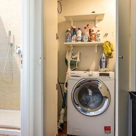 Santa Maria Valle Apartment Милано Екстериор снимка